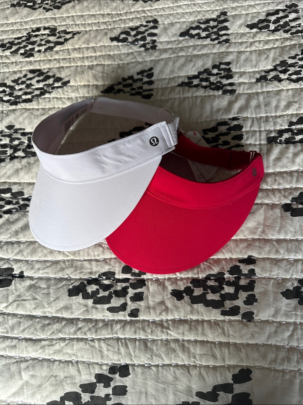 Lululemon Sun Visors - red & White (Pair) - Picture 7 of 7